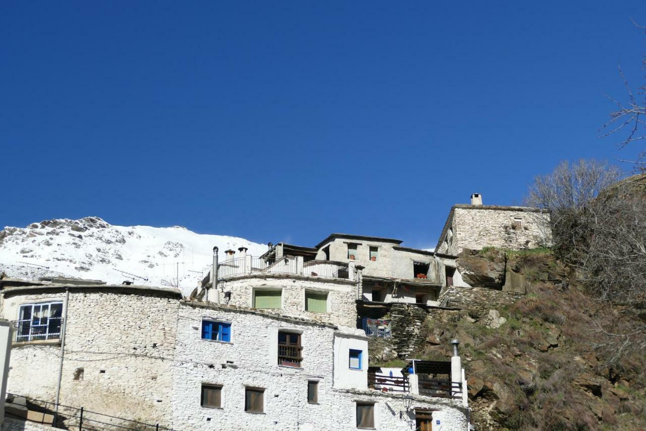 La Casa De La Bombilla Verde Trevélez エクステリア 写真